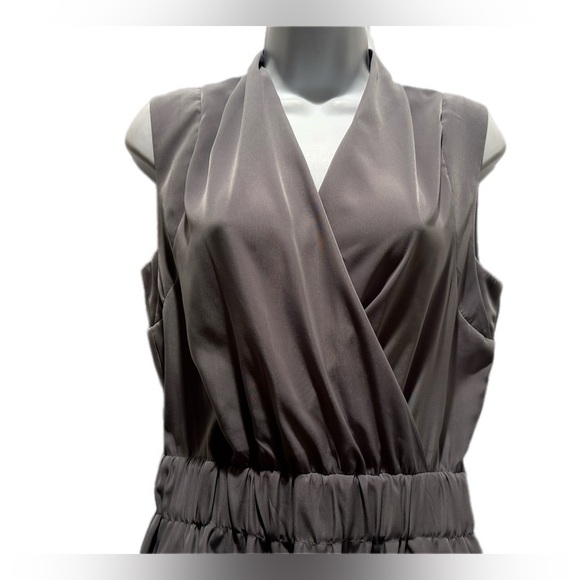 Express gray romper - Picture 5 of 11